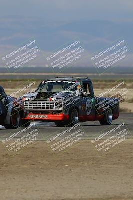 media/Sep-28-2025-24 Hours of Lemons (Sun) [[5dfe0e5f6e]]/9am (Star Mazda)/